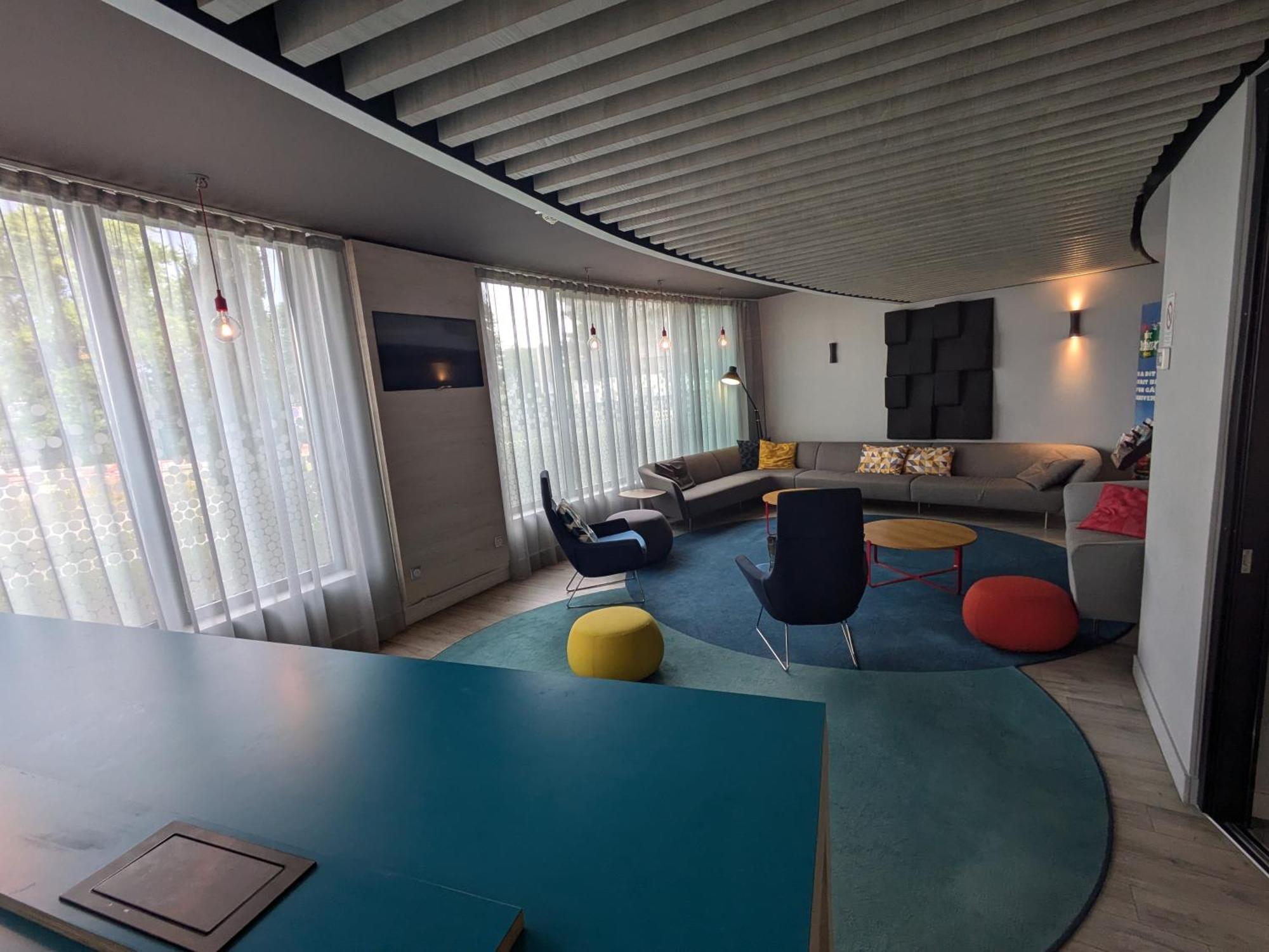 Holiday Inn Express Paris - Velizy By Ihg Exteriör bild